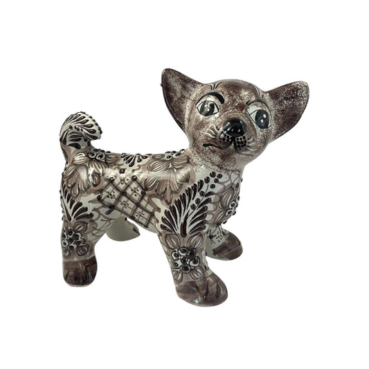 Perro chihuahua (café)