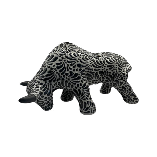 Toro (Negro)